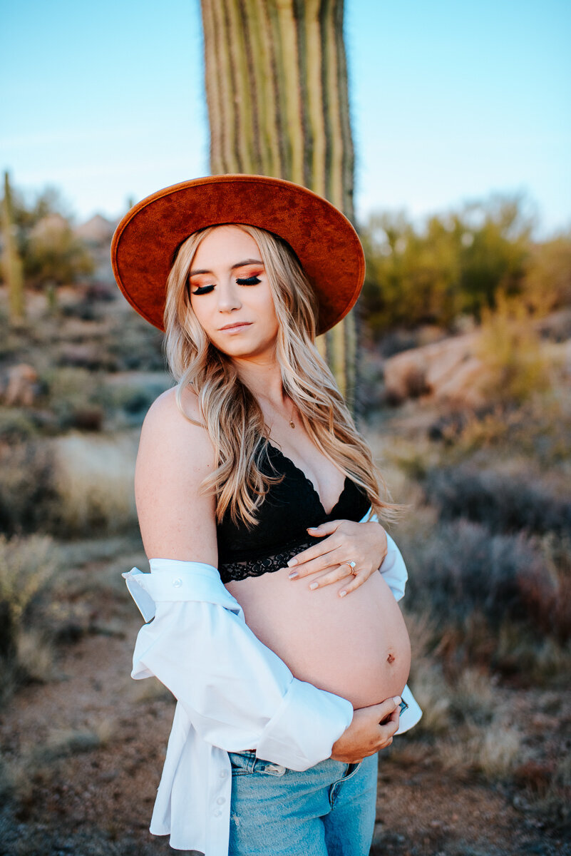 Arizona Maternity Photographer-27