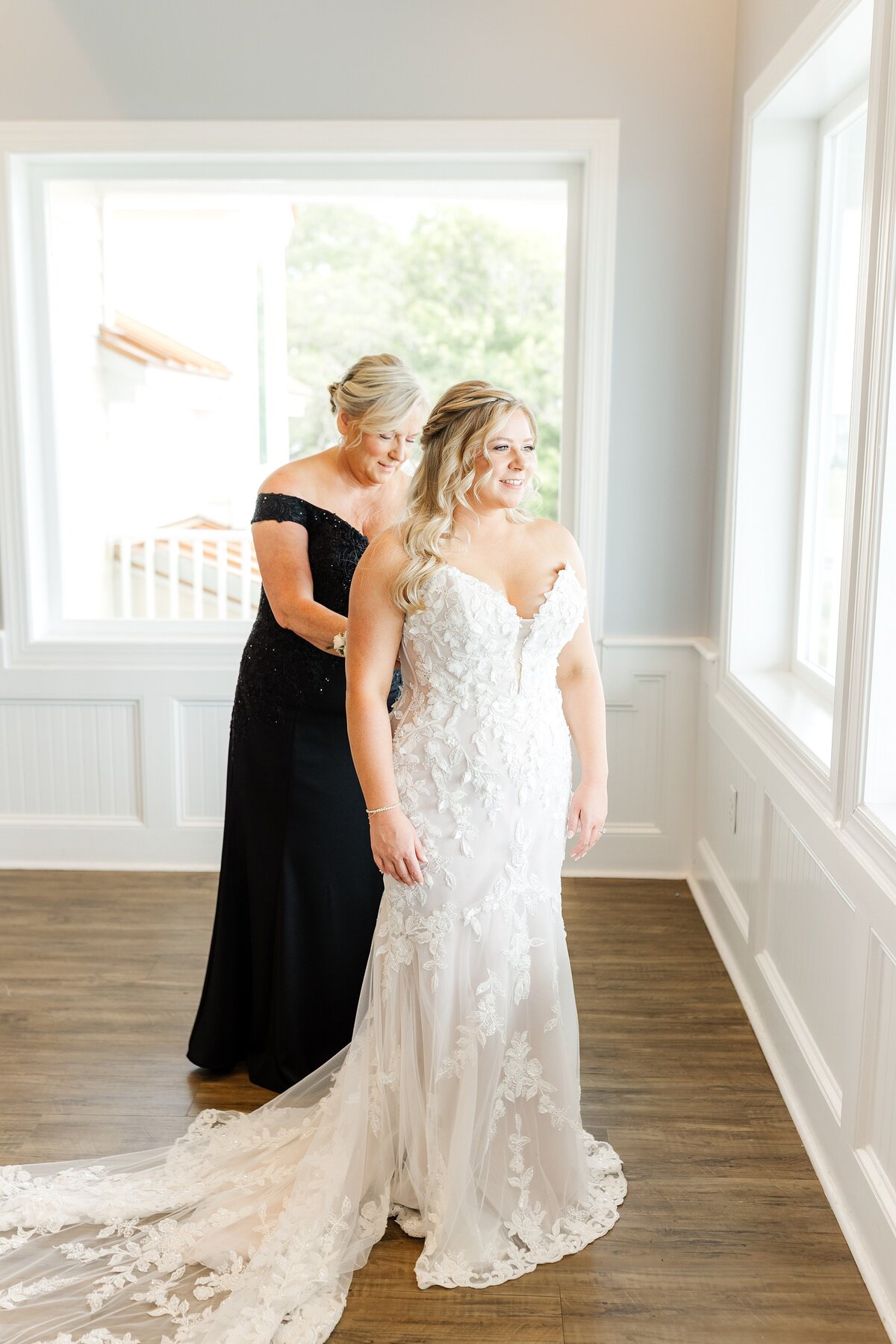 gettingready-details0103