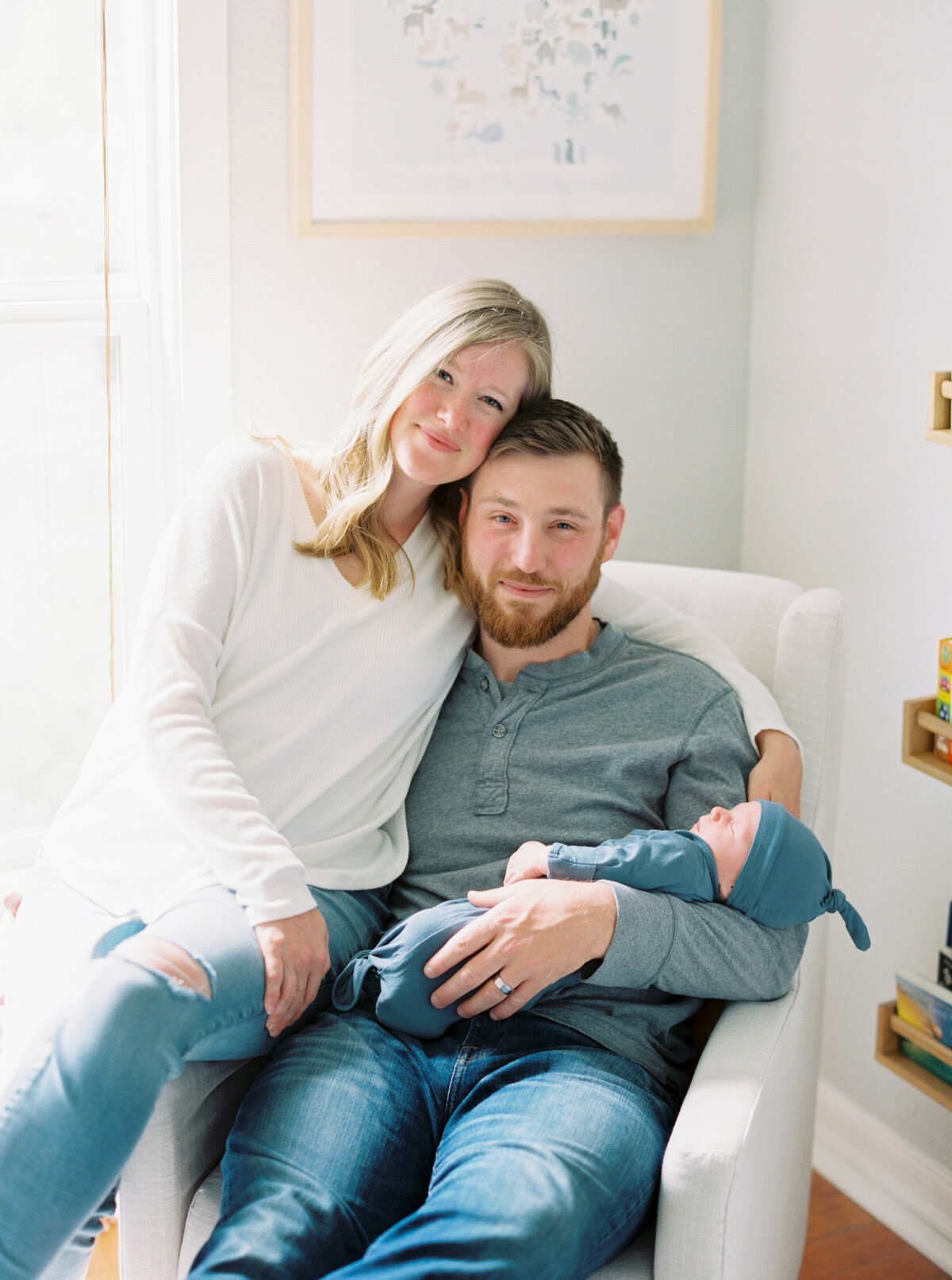 newborn-photographers-in-portland-the-tenneys-01