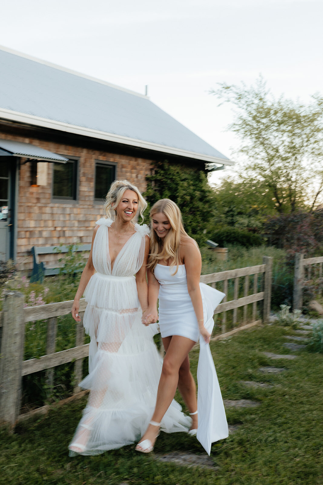 Richelle & Hannah Bachelorette-110