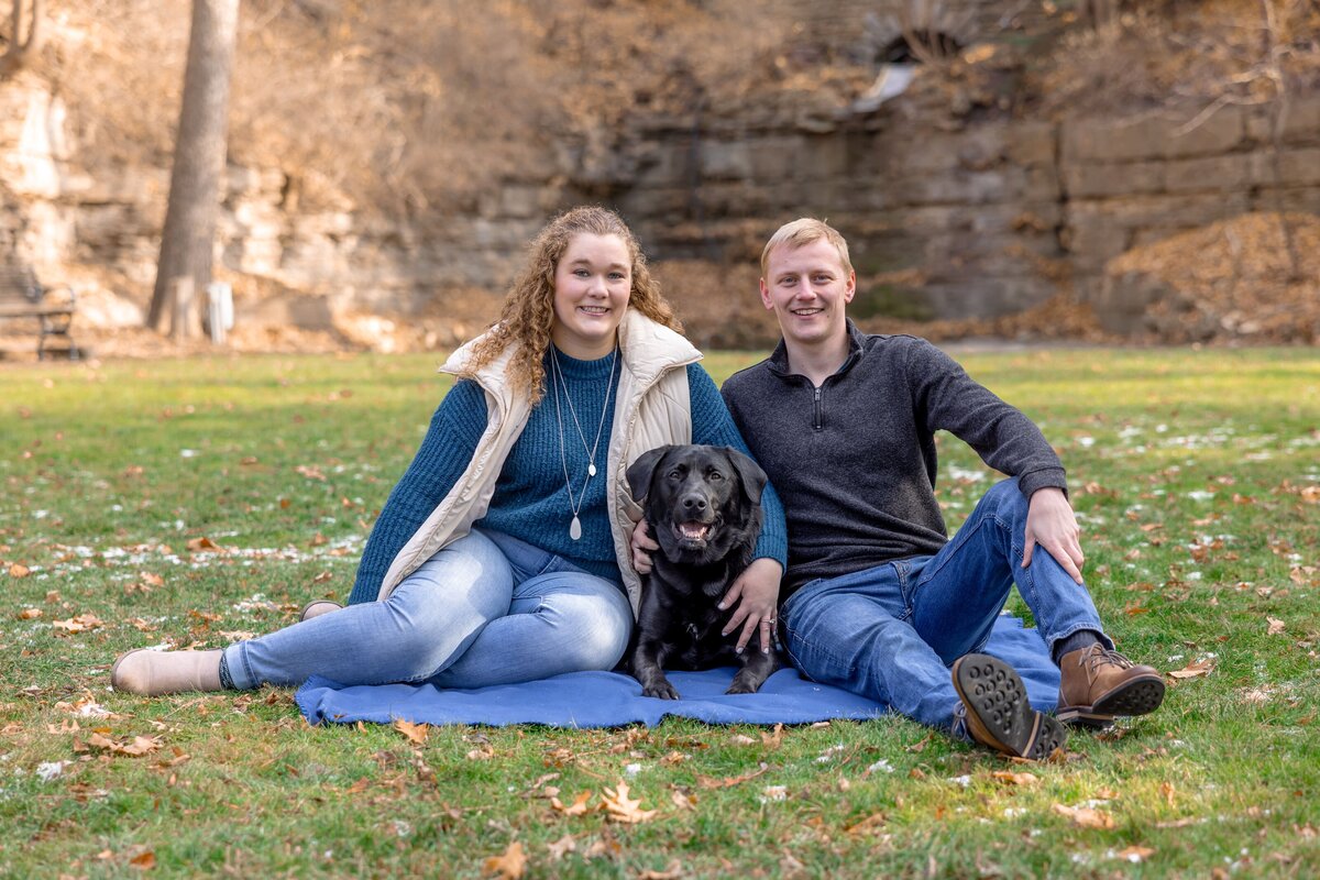 Christian & Abby Engagement Photo - DVX10021