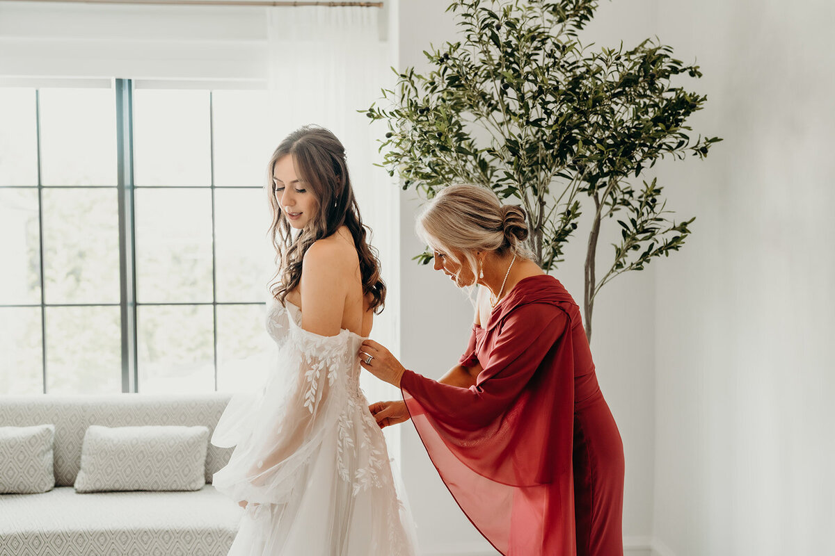Incredible Wedding At The Ruth Charlotte - 9