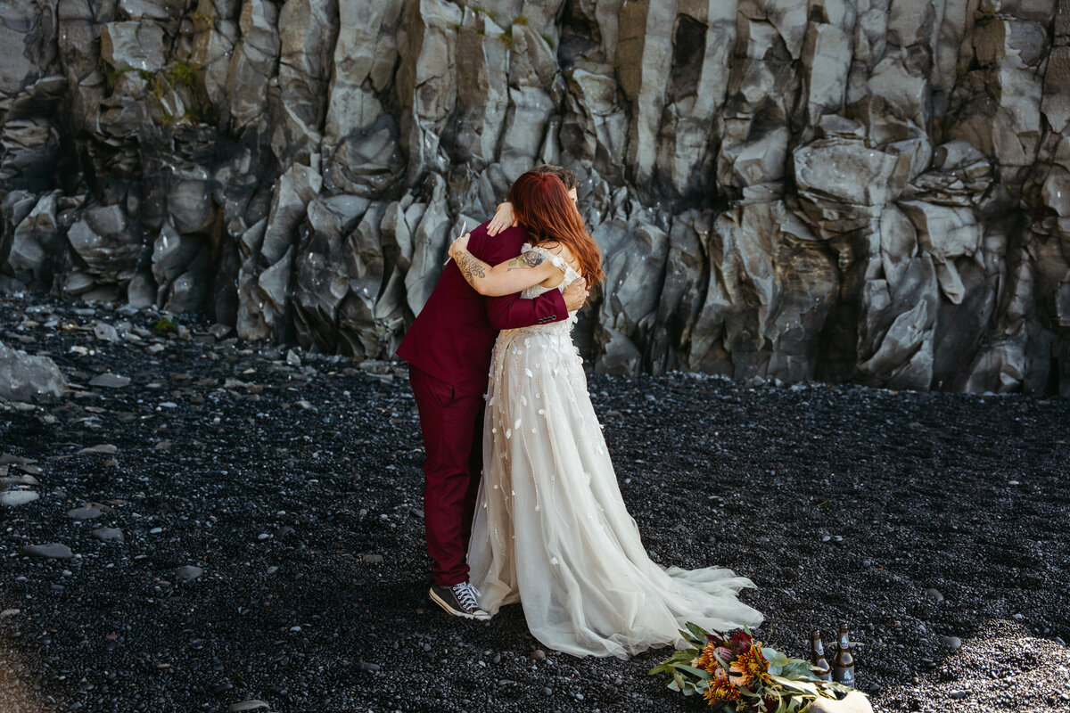 REYNISFJARA Iceland Elopement -33