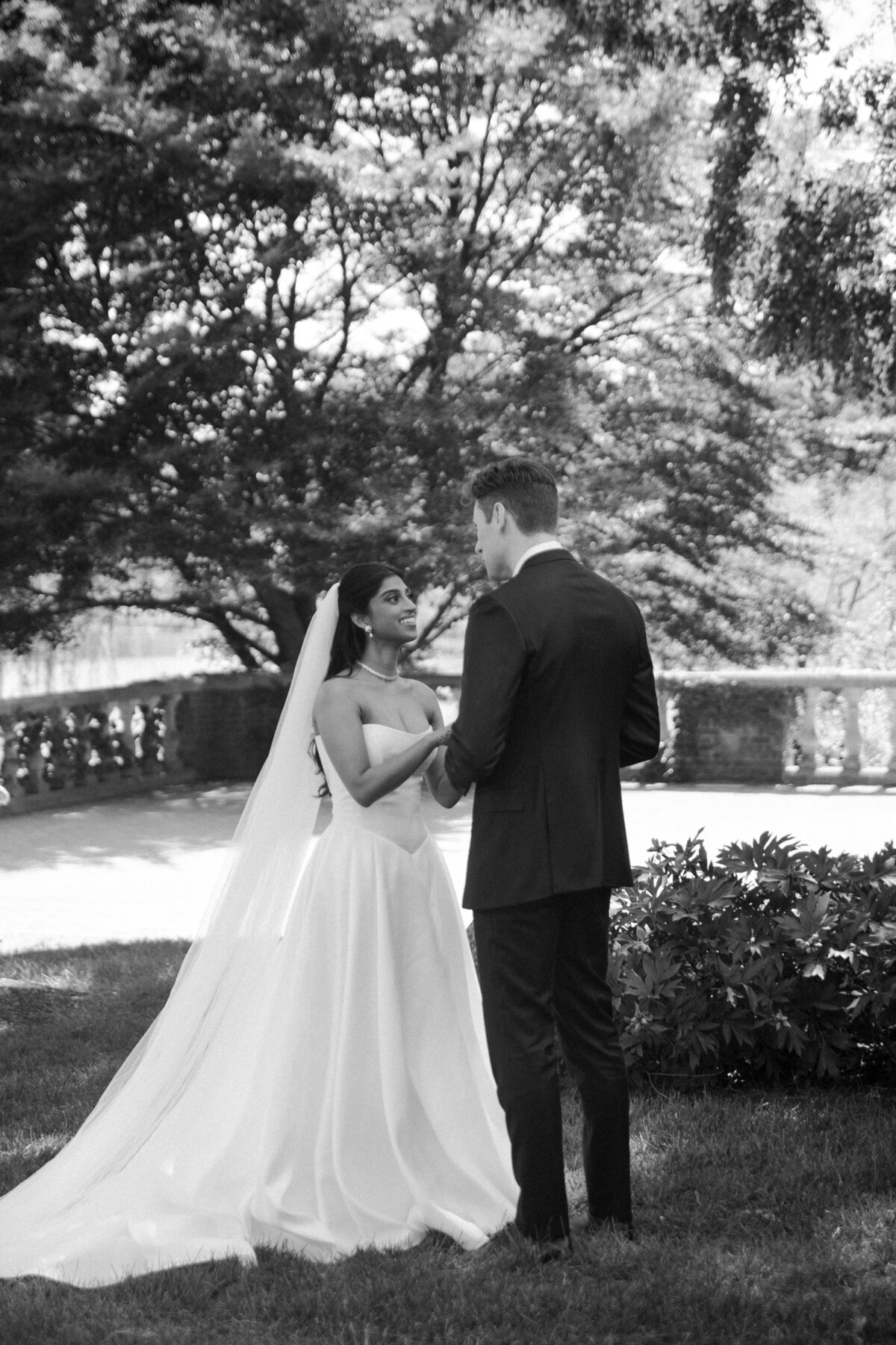 Luxury-Indian-Fusion-Wedding-at-Chicago-Botanical-Gardens-38