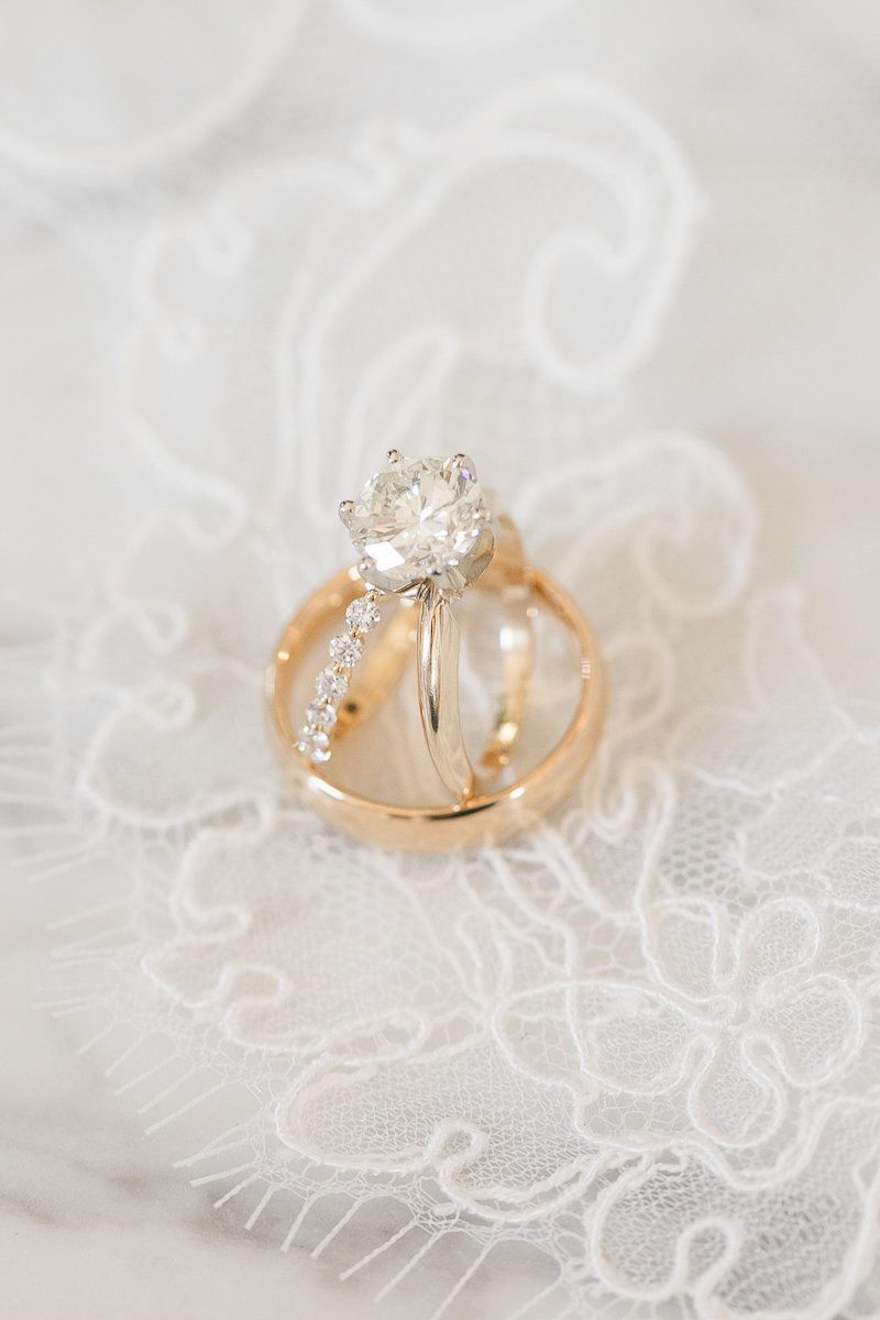 Howie Mansion photographer | Orlando photographer | Howie Mansion photographer  | Amalie Orrange | Howie Mansion wedding couple | Howie Mansion Howey in the hills florida-8