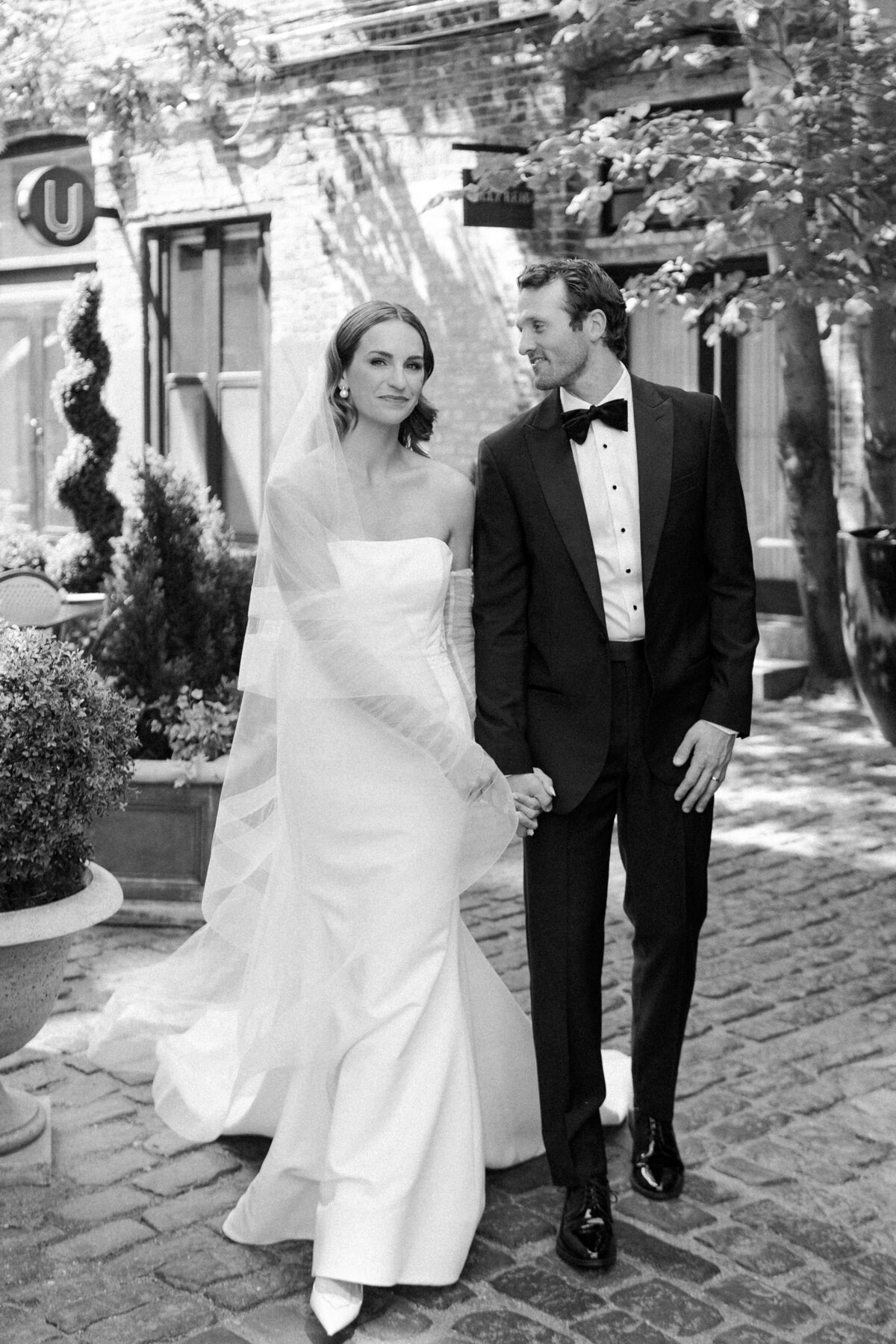 luxury-Chicago-wedding-day-at-Orso's-23