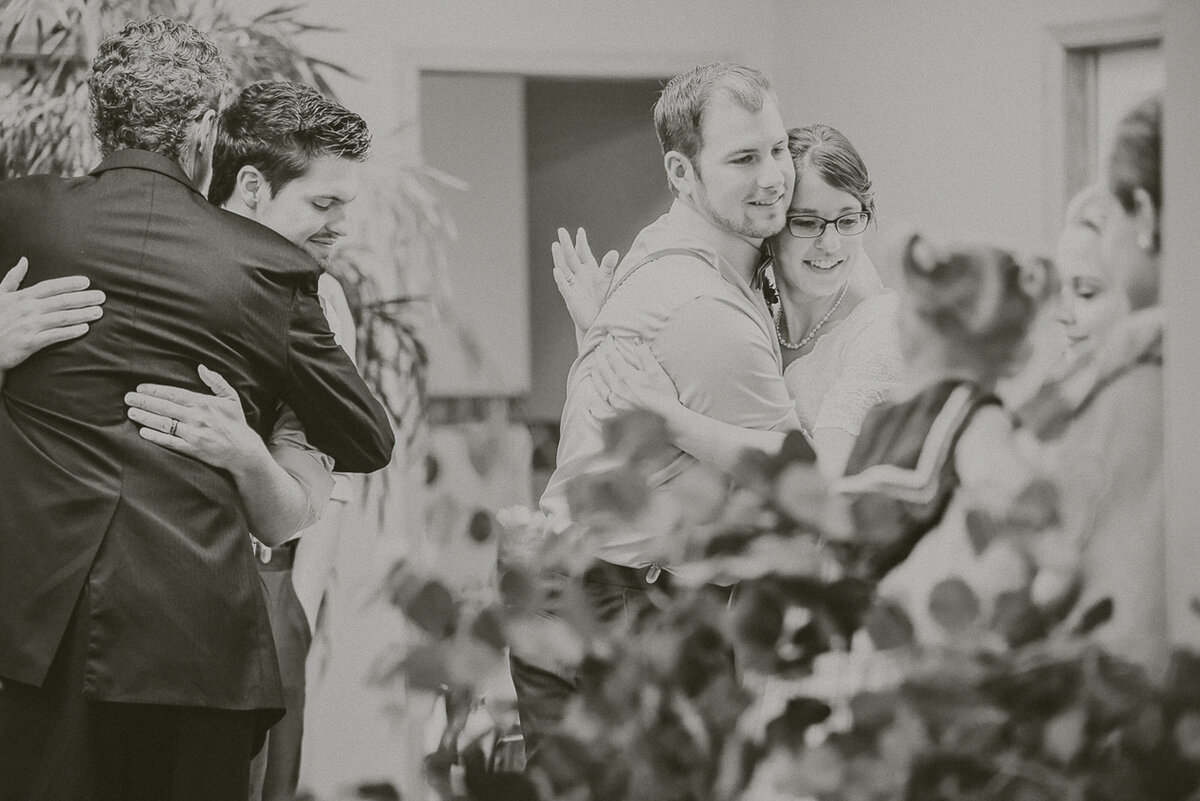 wedding ceremony | Iowa wedding photographer | Iowa Photographer | Playlife | Cedar Rapids | Iowa City | Kalona | Alaynna Ann Schwartz-129