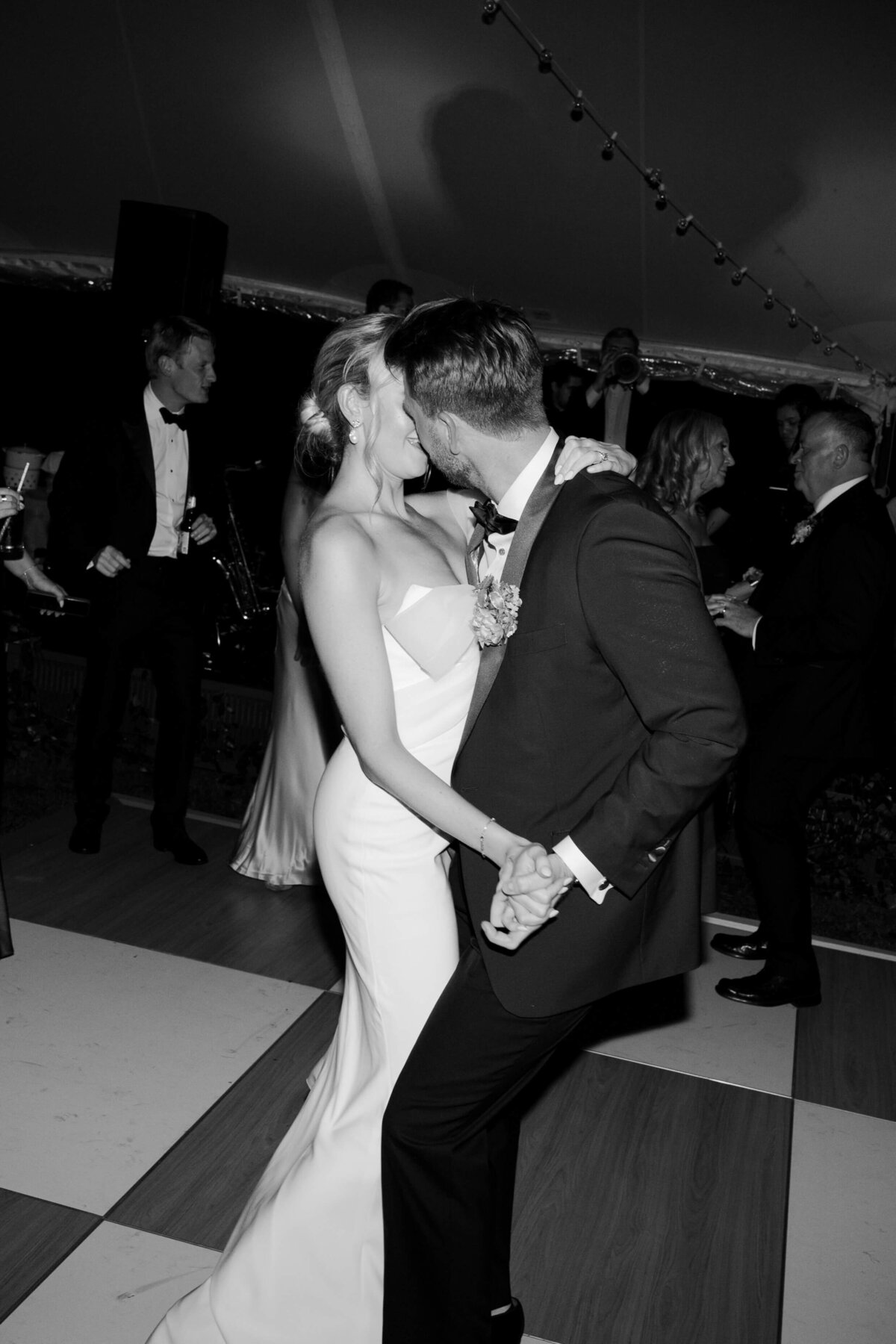 Alyssa_Flood_Photography_Sara_Eric_Wedding-1286