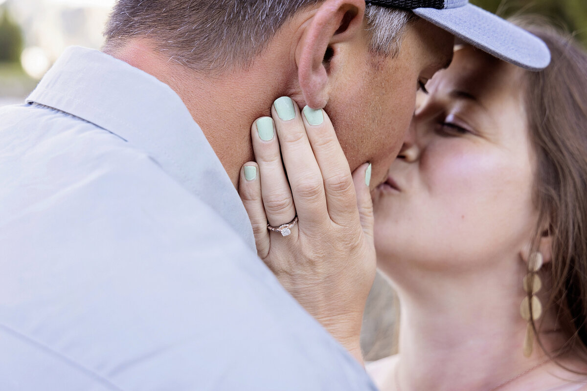 Shanna-Mae-Photography-Montana-Photographer-Engagement-Couples-Mountains-Sunset-Ennis-Bozeman-005