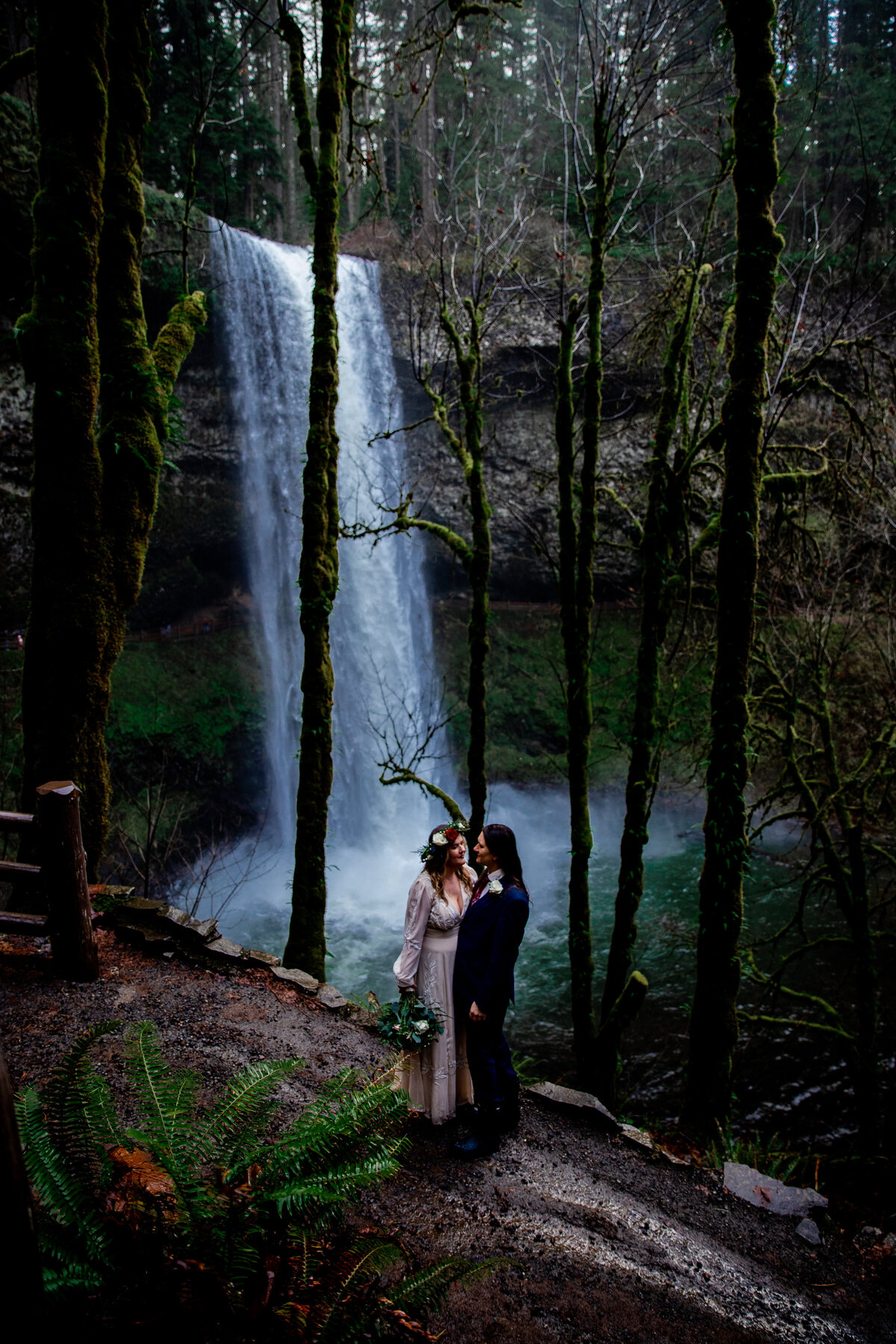 Emily Beth Photo, Silver Falls Wedding photographer, Oregon wedding photographer, Oregon wedding, Destination wedding photographer