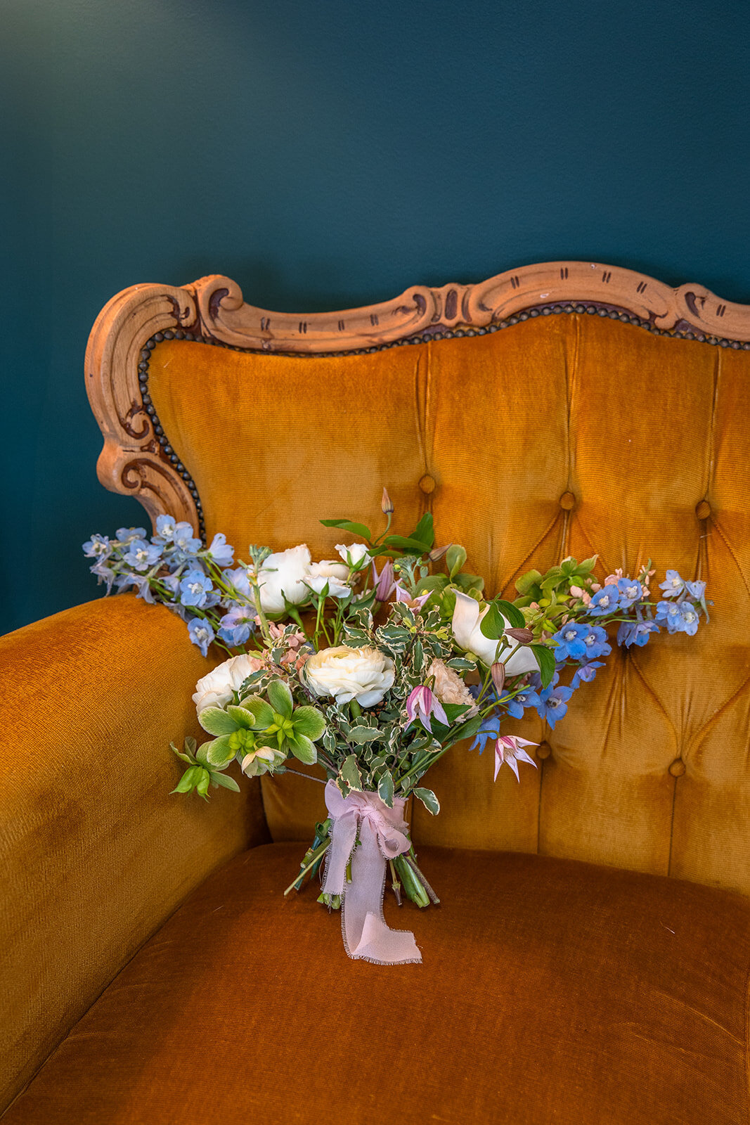 shooting-inspiration-aix-en-provence-fleurs-bleu-rose100