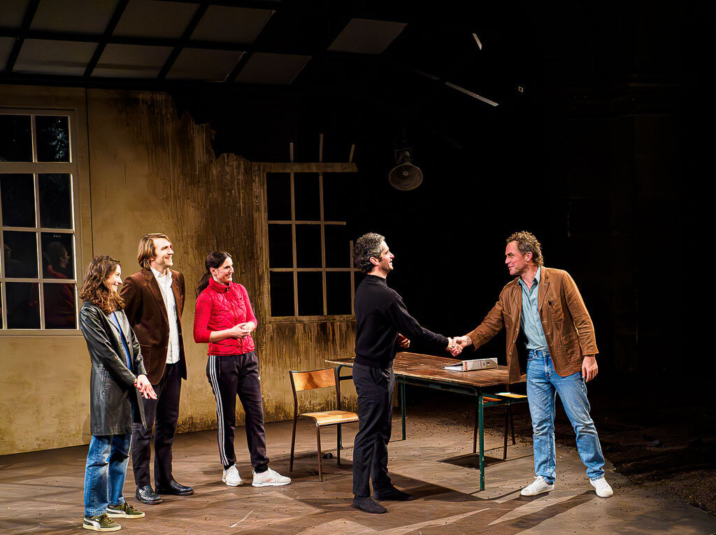 L'ECLIPSE Générale mise en scène Leslie Bernard, Matthias Jacquin ©Marie Charbonnier-011