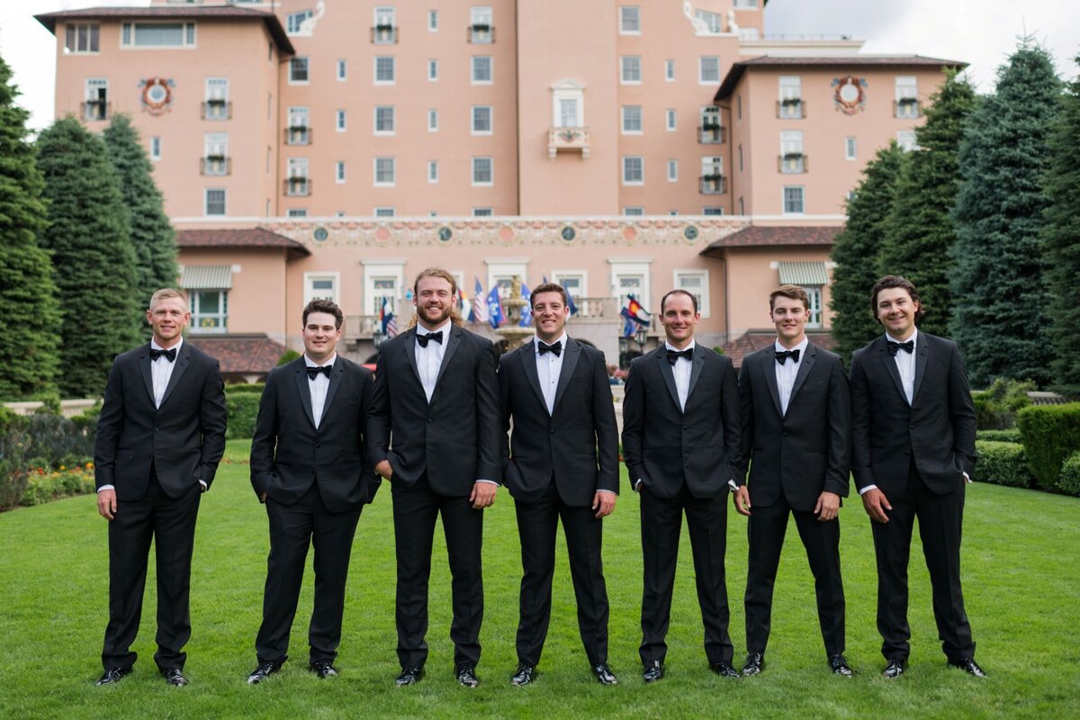 groomsmen