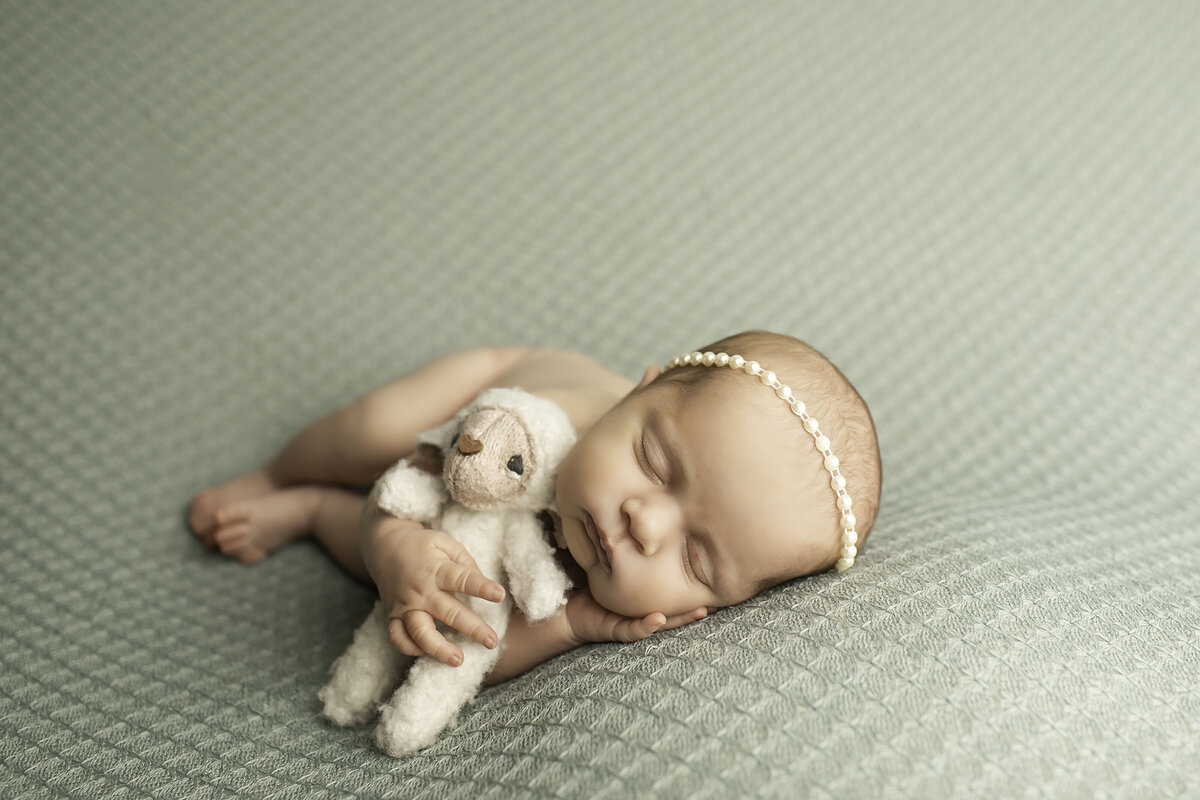 DFW-newborn-photographer-chunky-monkey-34 copy
