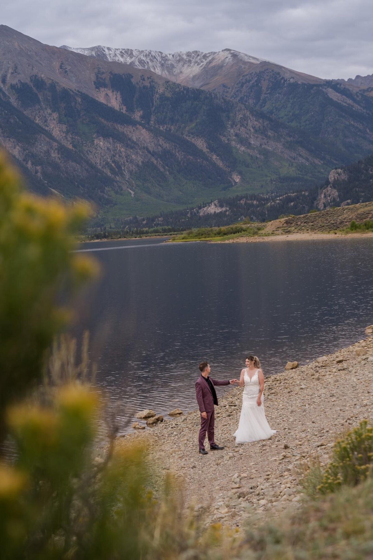 Twin Lakes Elopement photographers