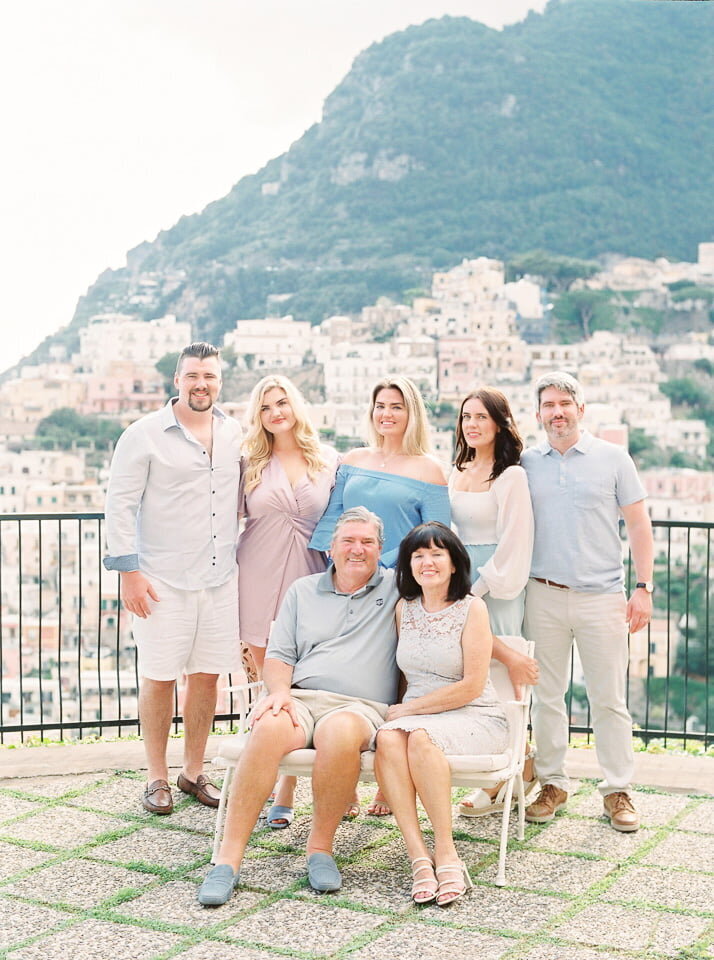 Family group photo in Positano