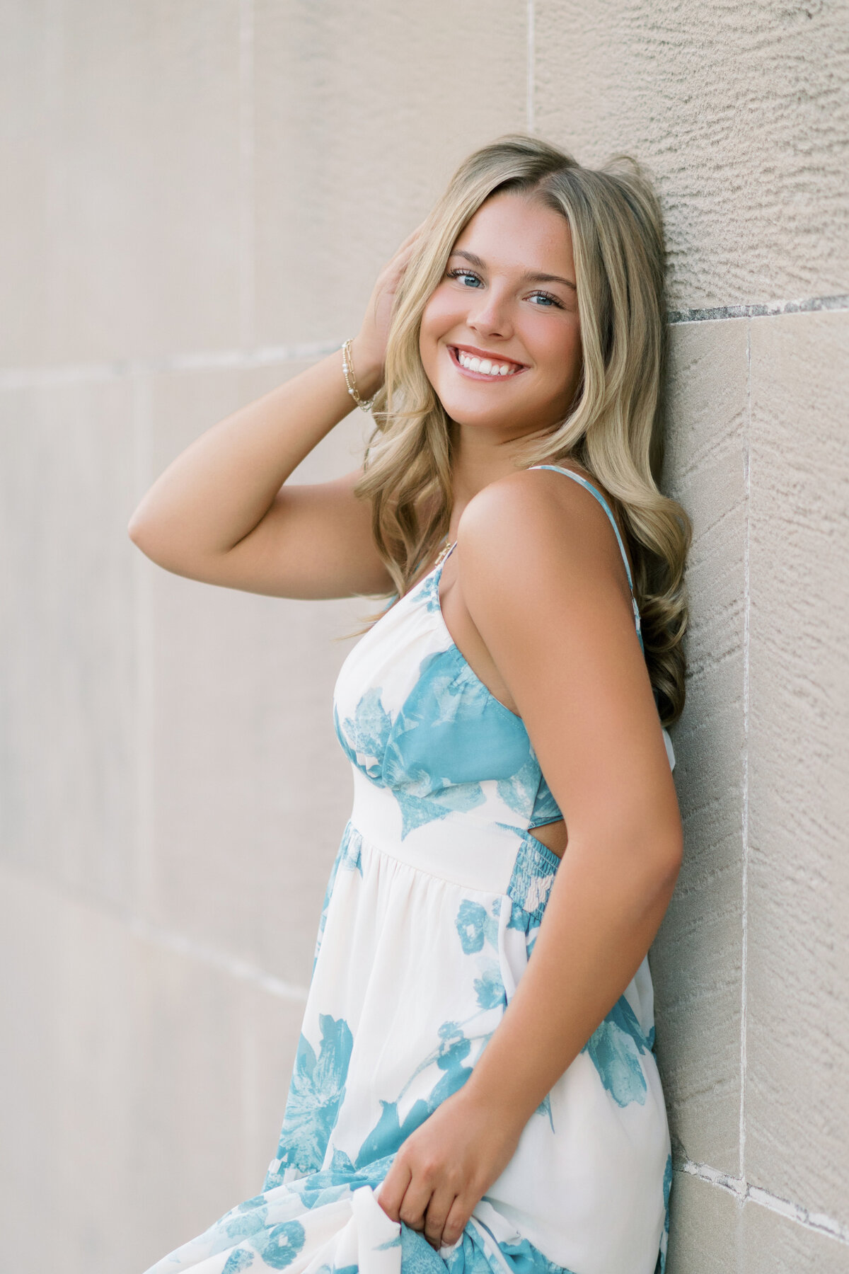 Kansas City Senior Pictures at The Nelson