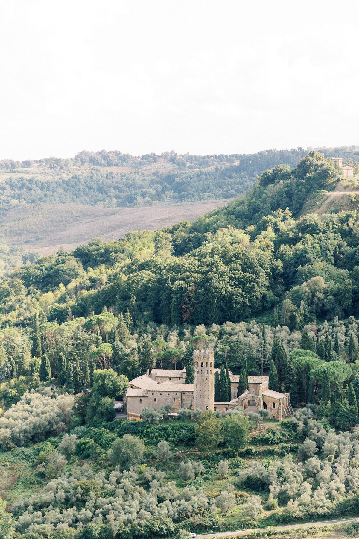 Maïlys Fortune Photography Husband Wife Wedding Weddings Photography France Switzerland Italy Timeless Dreamy Imagery Bilingual French English Destination Weddings Destination Wedding Provence French Riviera Paris Lake Como Tuscany1