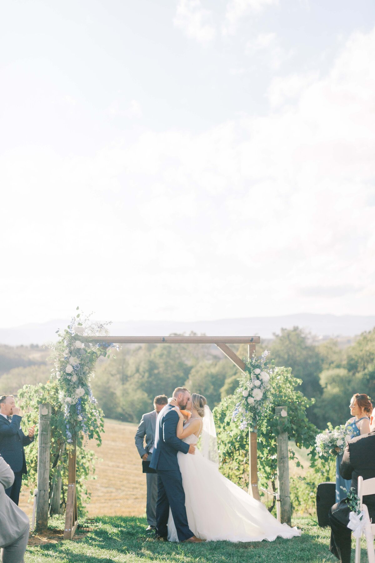 BluestoneVineyardWedding_BrooklynandMatt-5