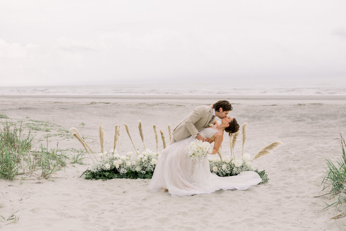 05.29.2025-Charleston-Beach-Elopement-Photos-by-Elizabeth-Ladean-Photography-0028