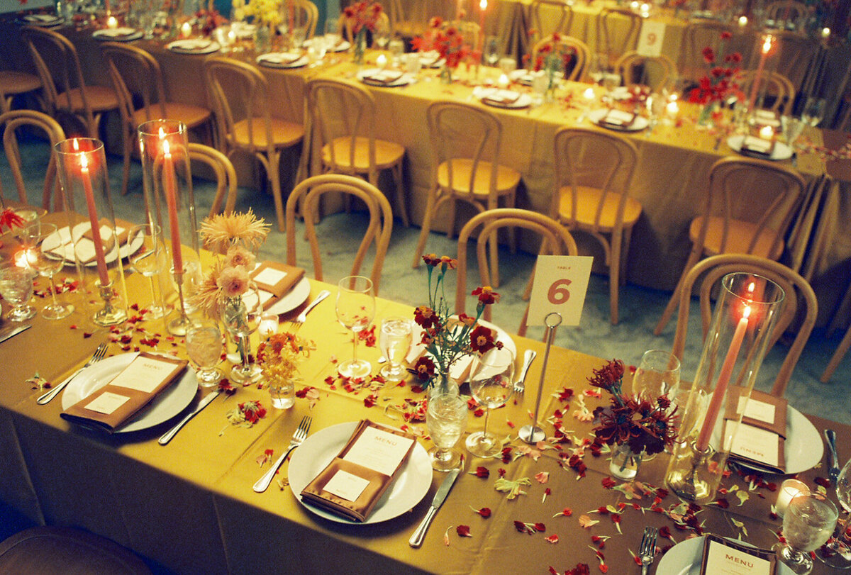 Wedding reception cocktail hour