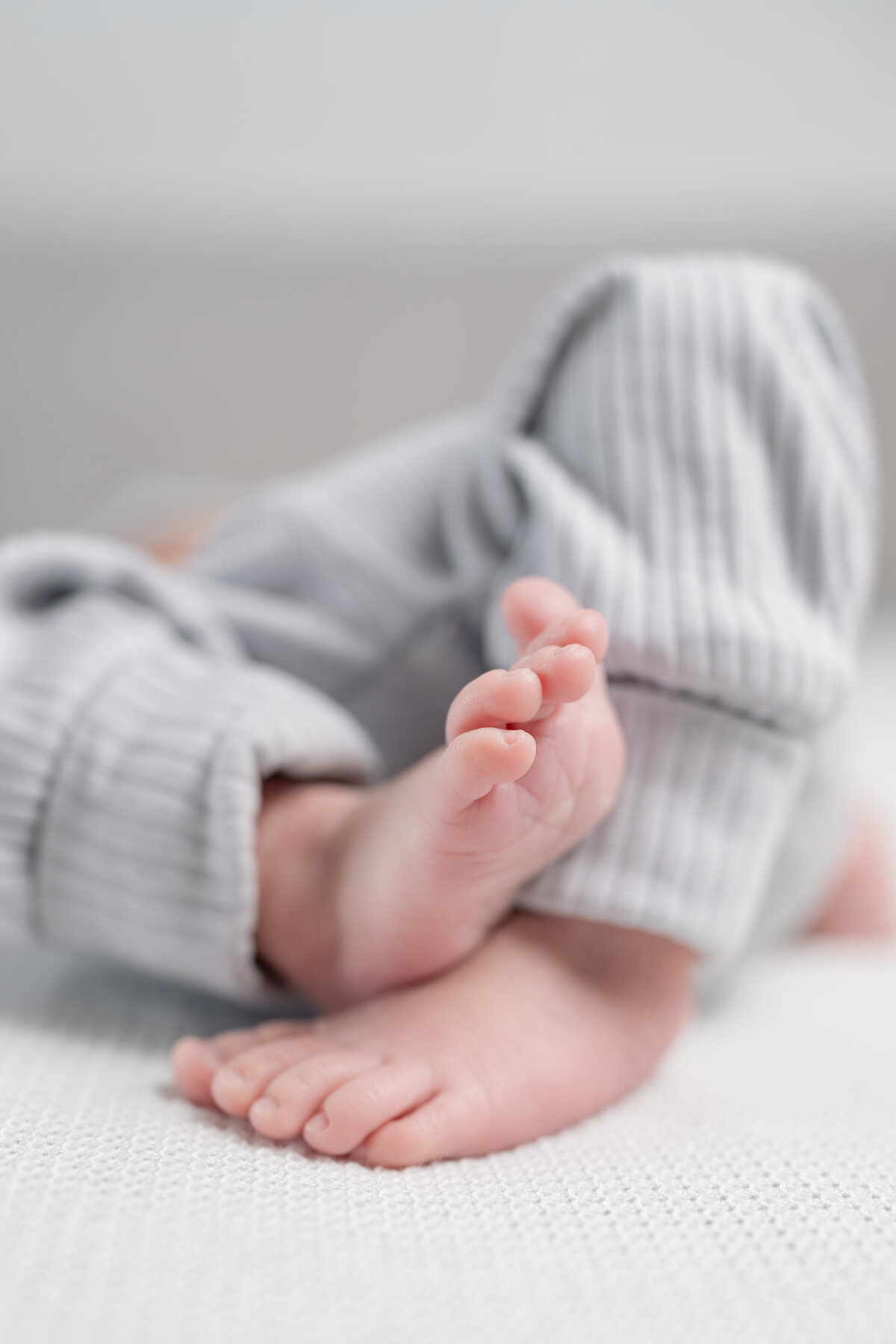 Lifestyle Newborn Session - Naik-33