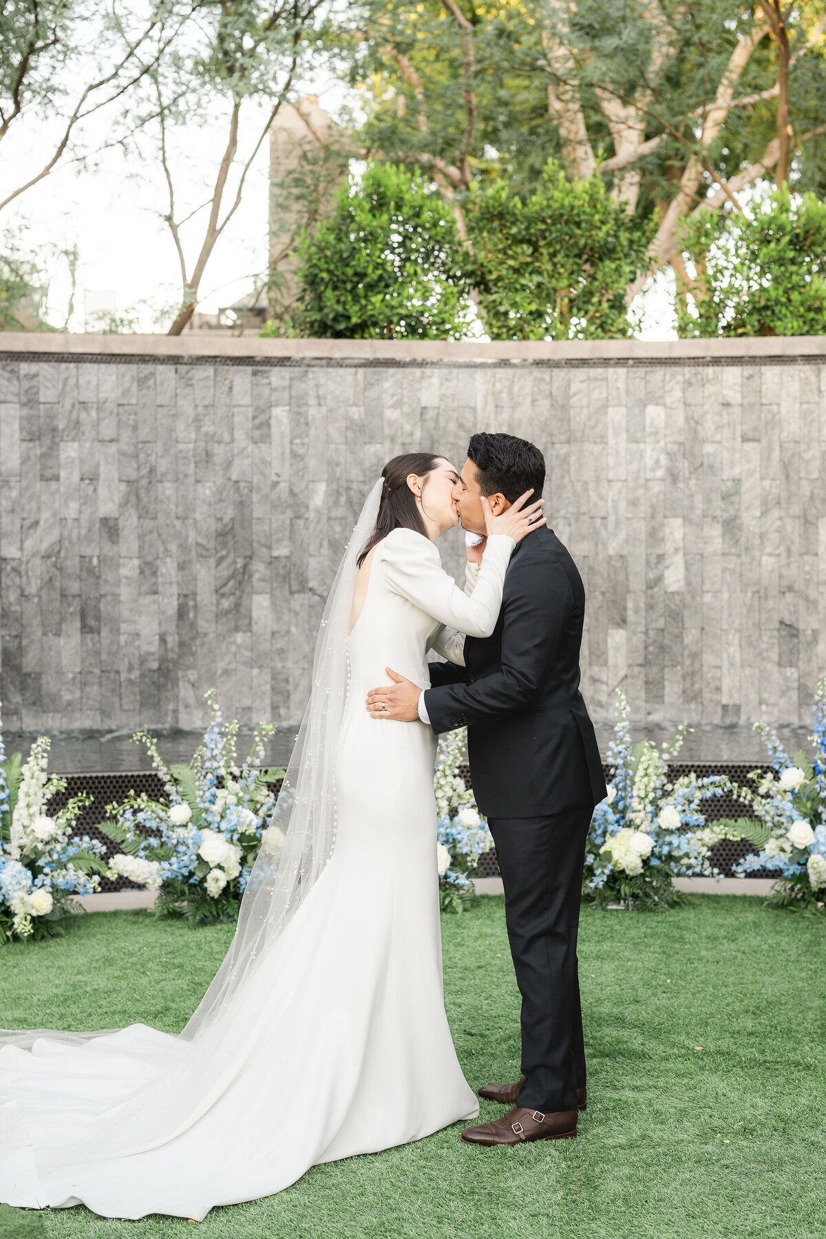 Allyson-and-Connor-gainey-ranch-at-hyatt-wedding-scottsdale-joy-and-ben-photography698