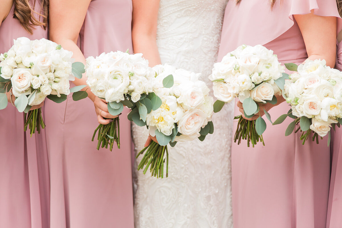 RASPBERRY_PLAIN_MANOR_T+A_WEDDING_JOFFOTO_-92