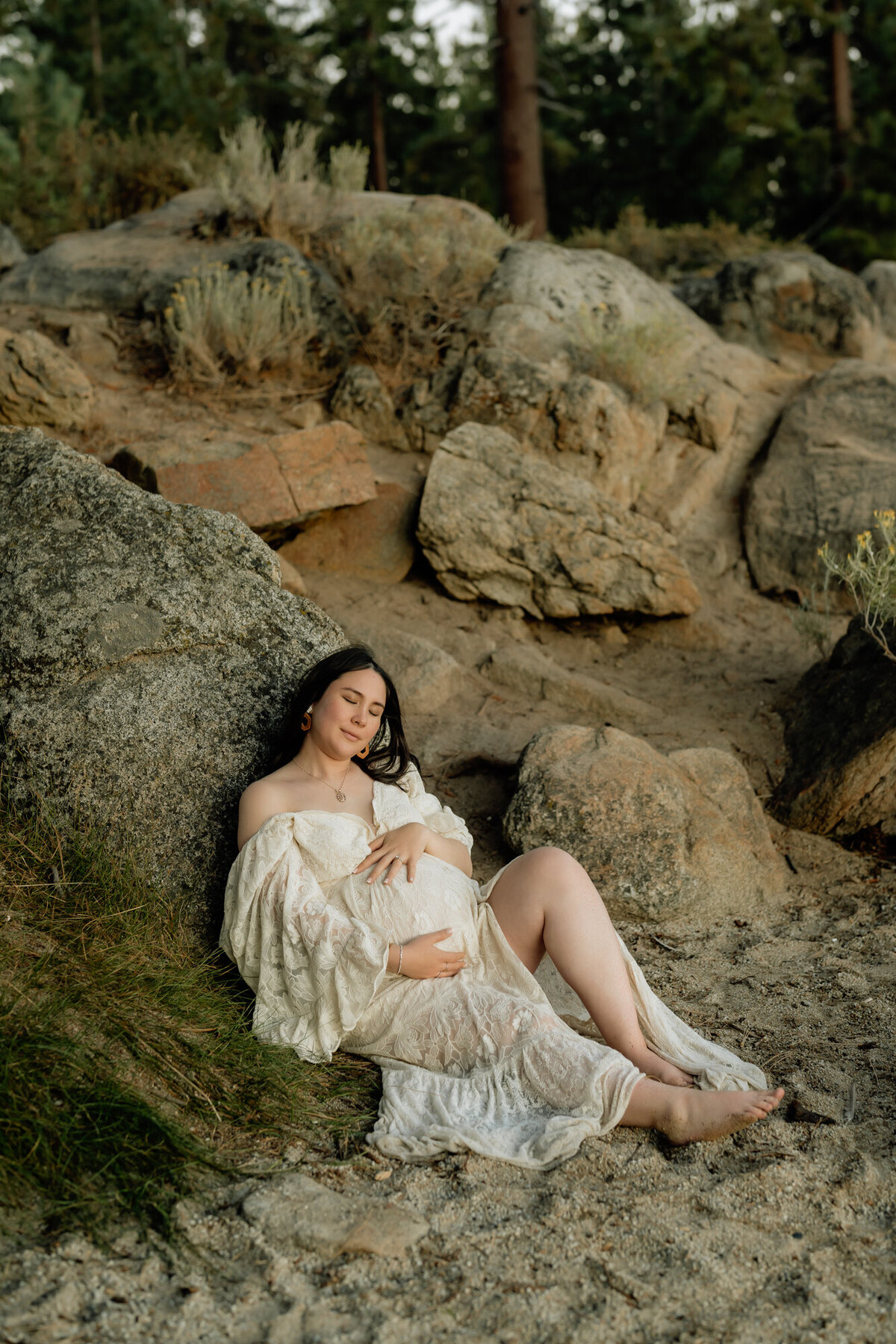 Lake Tahoe-Maternity-Photographer-11
