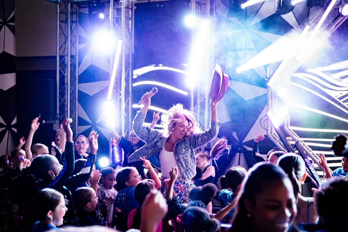 ID-Intrinsic-Tour-2025-0056