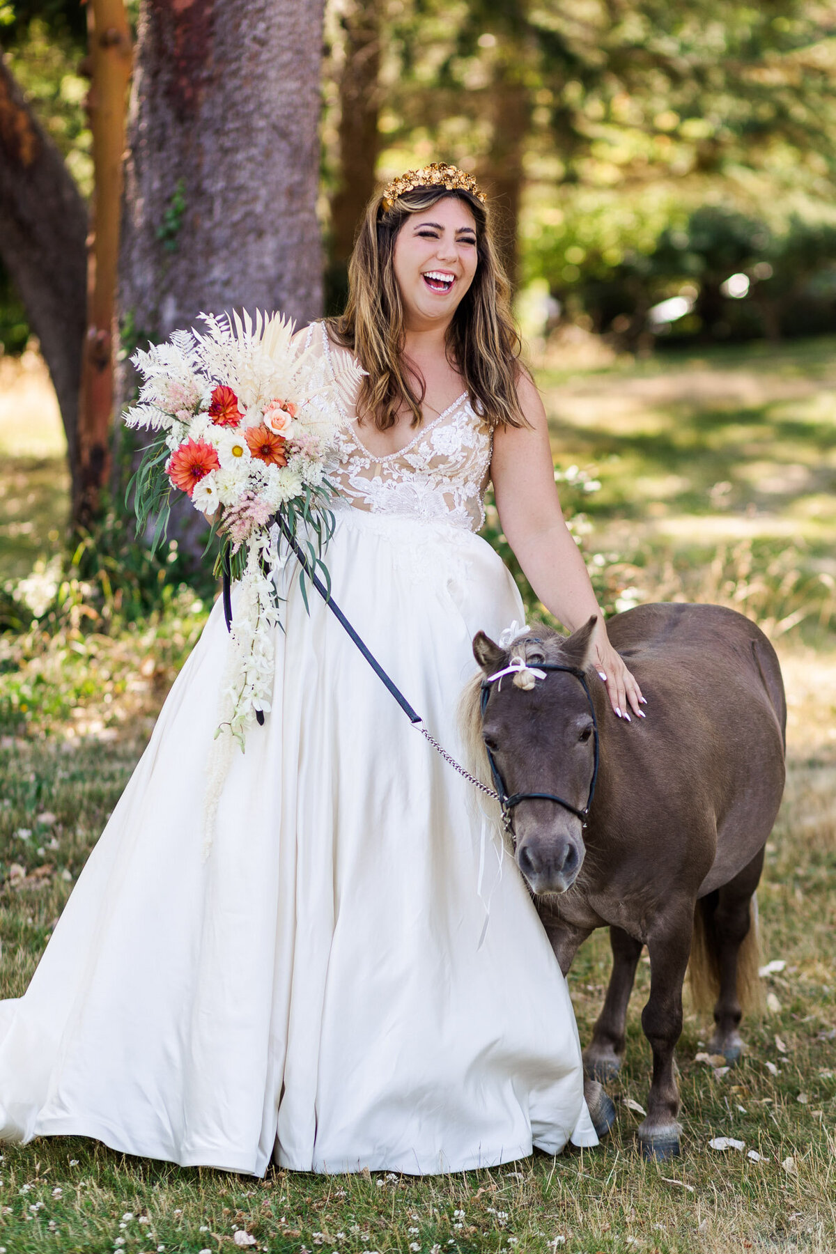 Bride-with-mini-horse-at-outdoor-island-wedding-venue-at-Vashon-Field-and-Pond-photo-by-Joanna-Monger-Photography