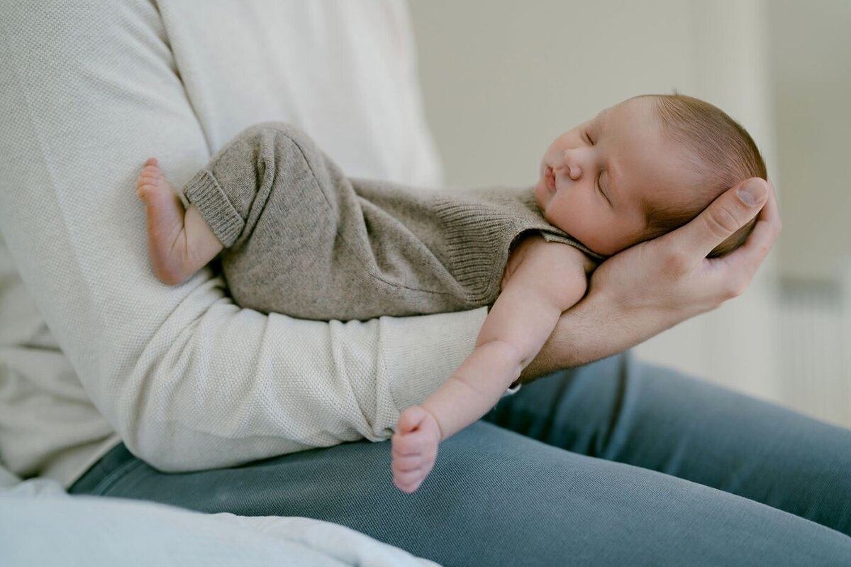 bella-luce-by-michelle-andrea-new-england-photographer-newborn-perry-family-20