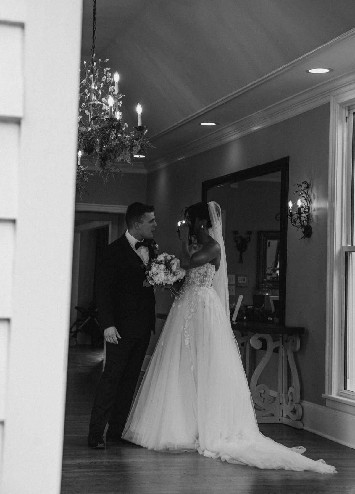 unscripted-unposed-editorial-fashion-wedding-photographer-NYC 31