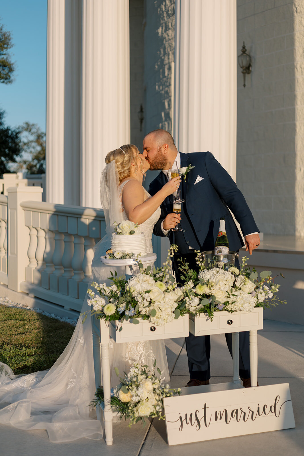 miranda-rose-photo-whitehurst-gallery-elope-in-florida-chantilly-chic-celebrations-10
