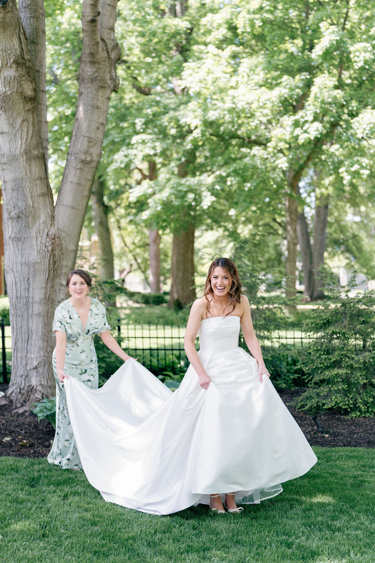 The-Vuoncino-Wedding-GettingReady-18
