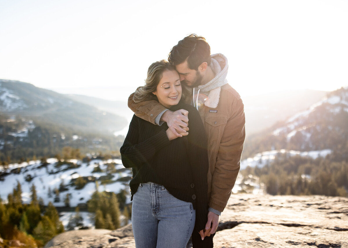 03122022_Kaci+Tyler_DonnerPassCA_AnjaJensenPhotography-112