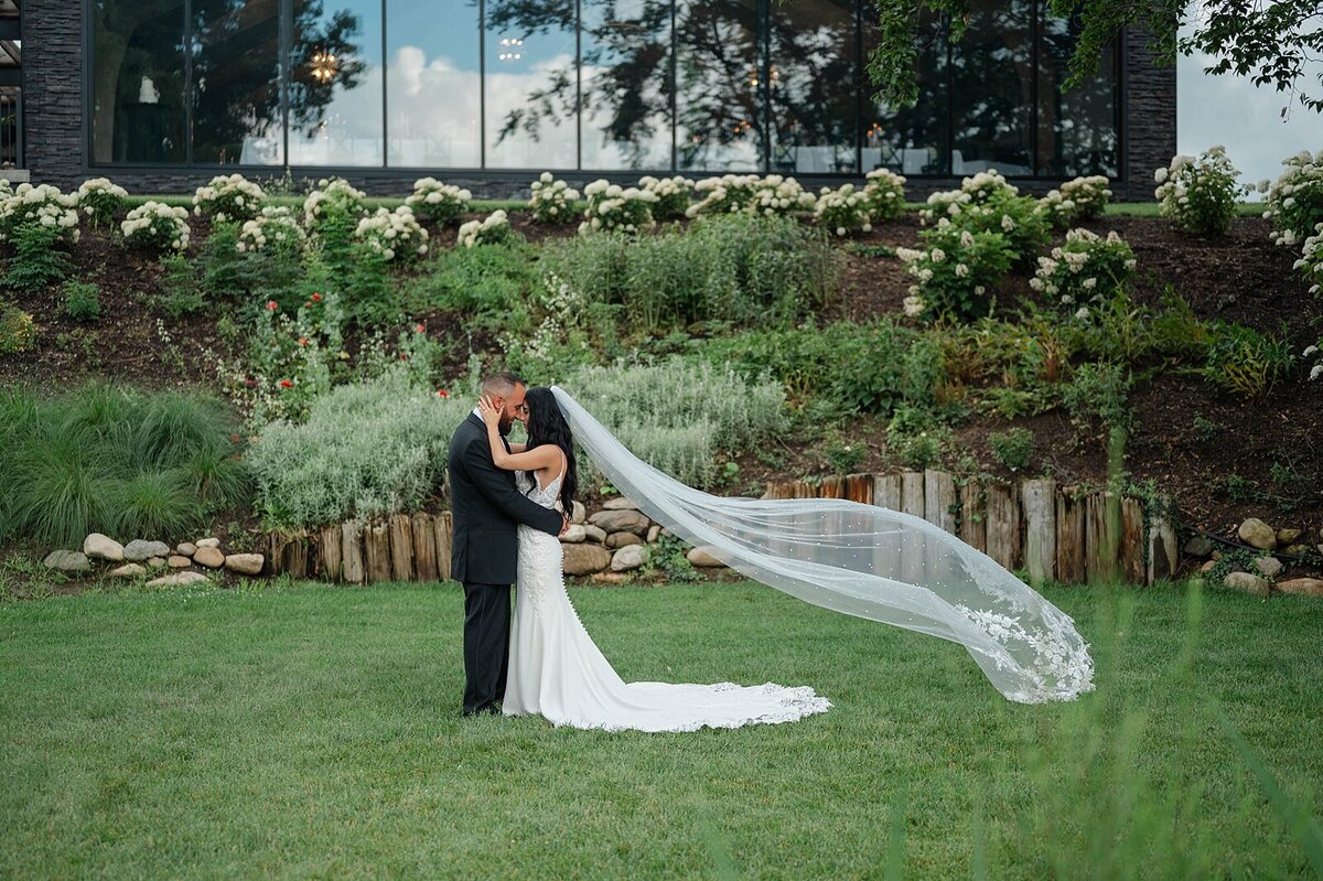 Photographer at Everhart Gathering Place located in Ohio