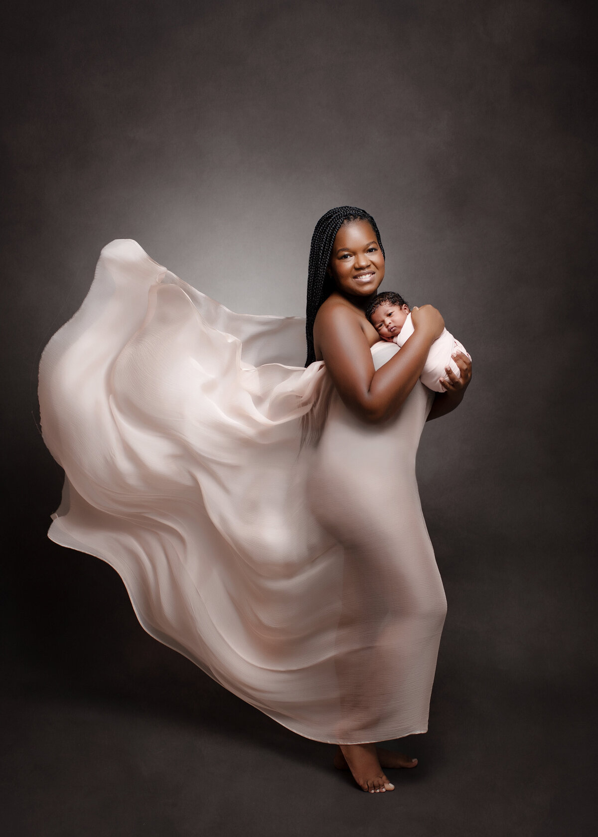 Newborn_Mom_fabric