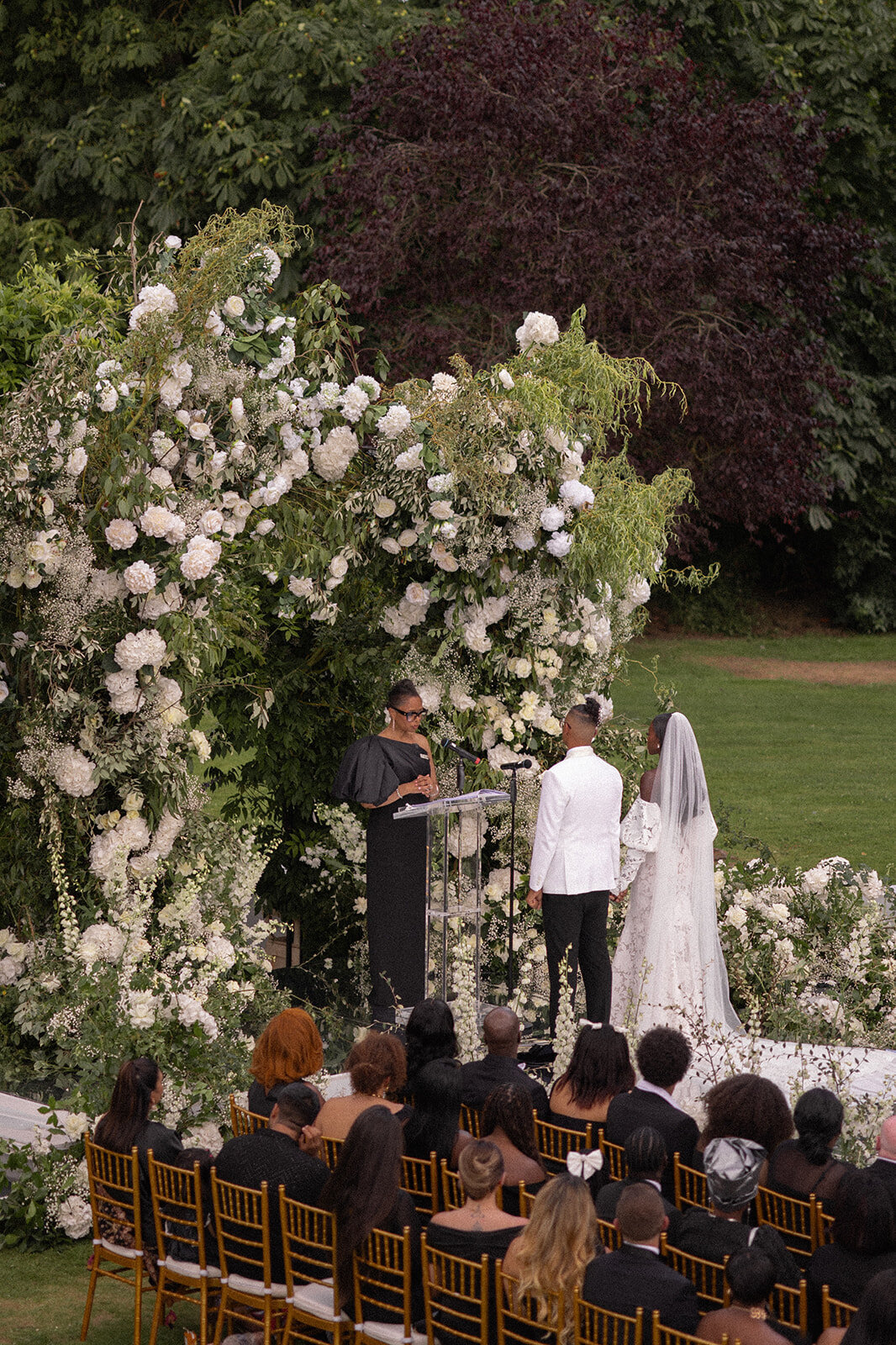 all-white-monkey-island-estate-wedding-23