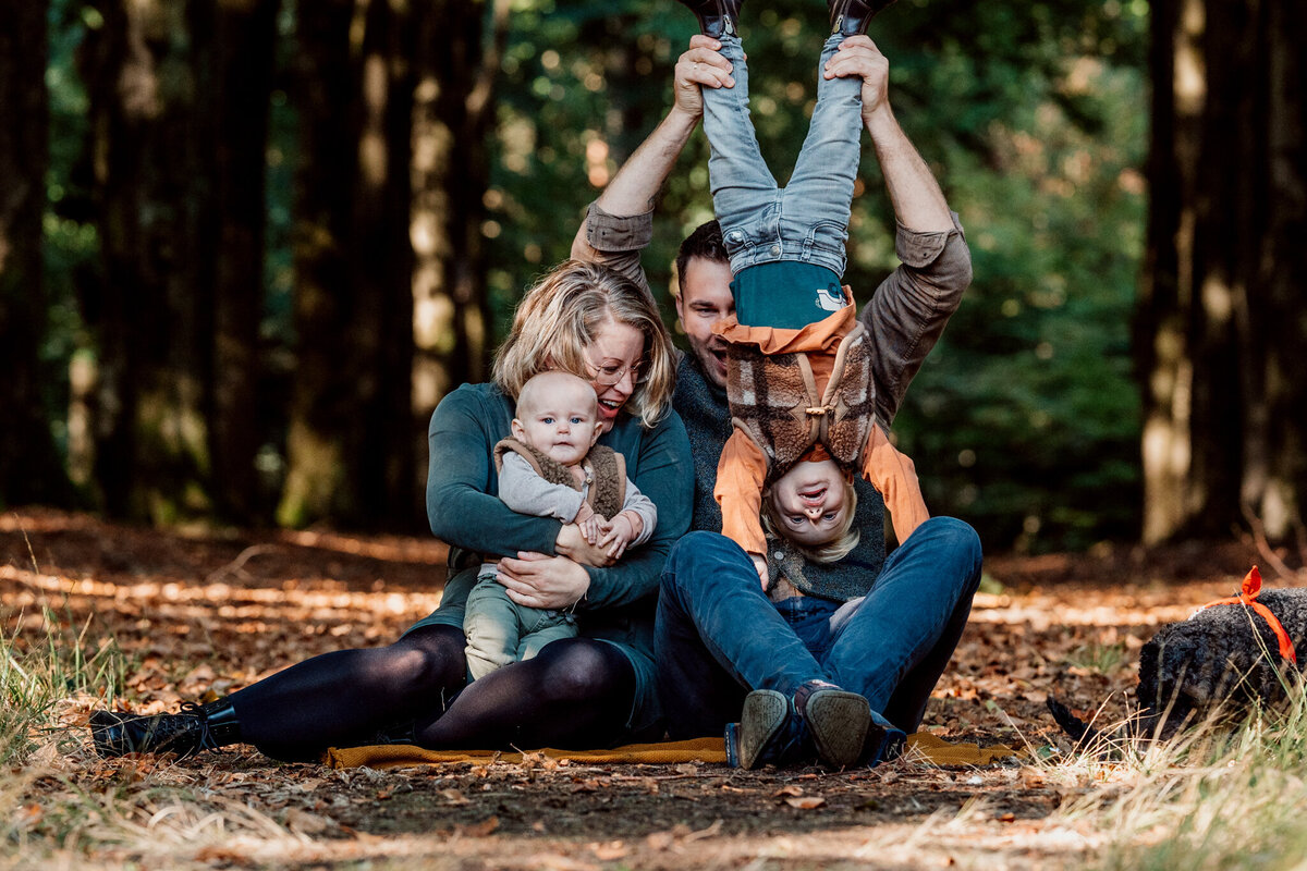 Jolamulderfotografie-gezinsshoottwente-familieshoottwente-fotograaftwente-gezinsfotografietwente-13