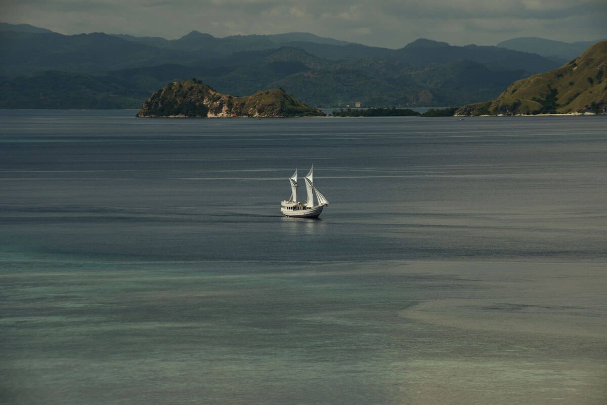 Luxury Yacht Charter Indonesia alexa_0924