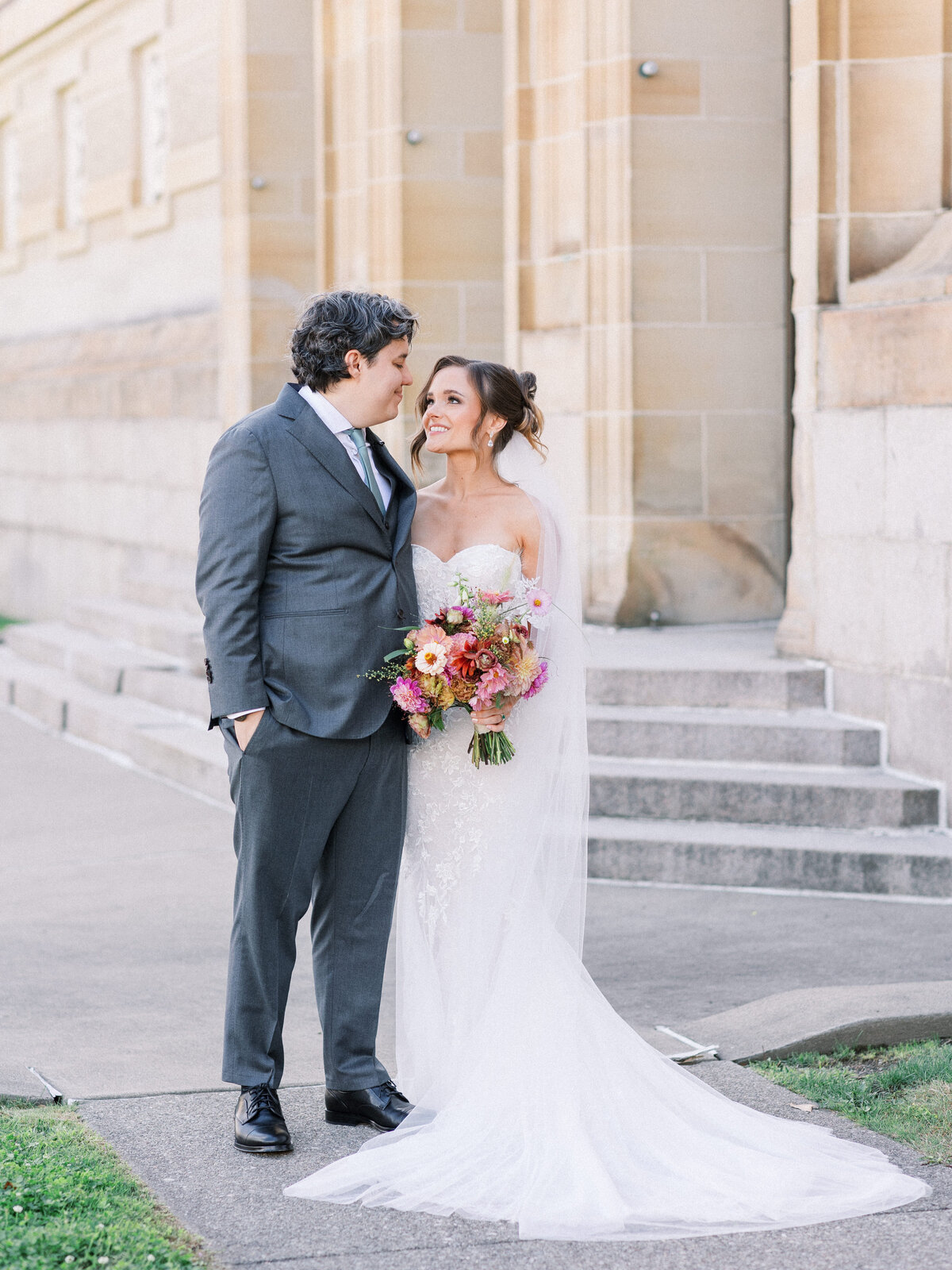 pittsburgh-wedding-photographer-phipps-botanic-gardens-conservatory-wedding-outdoor-lgbtq-luxury-photography-light-and-airy22