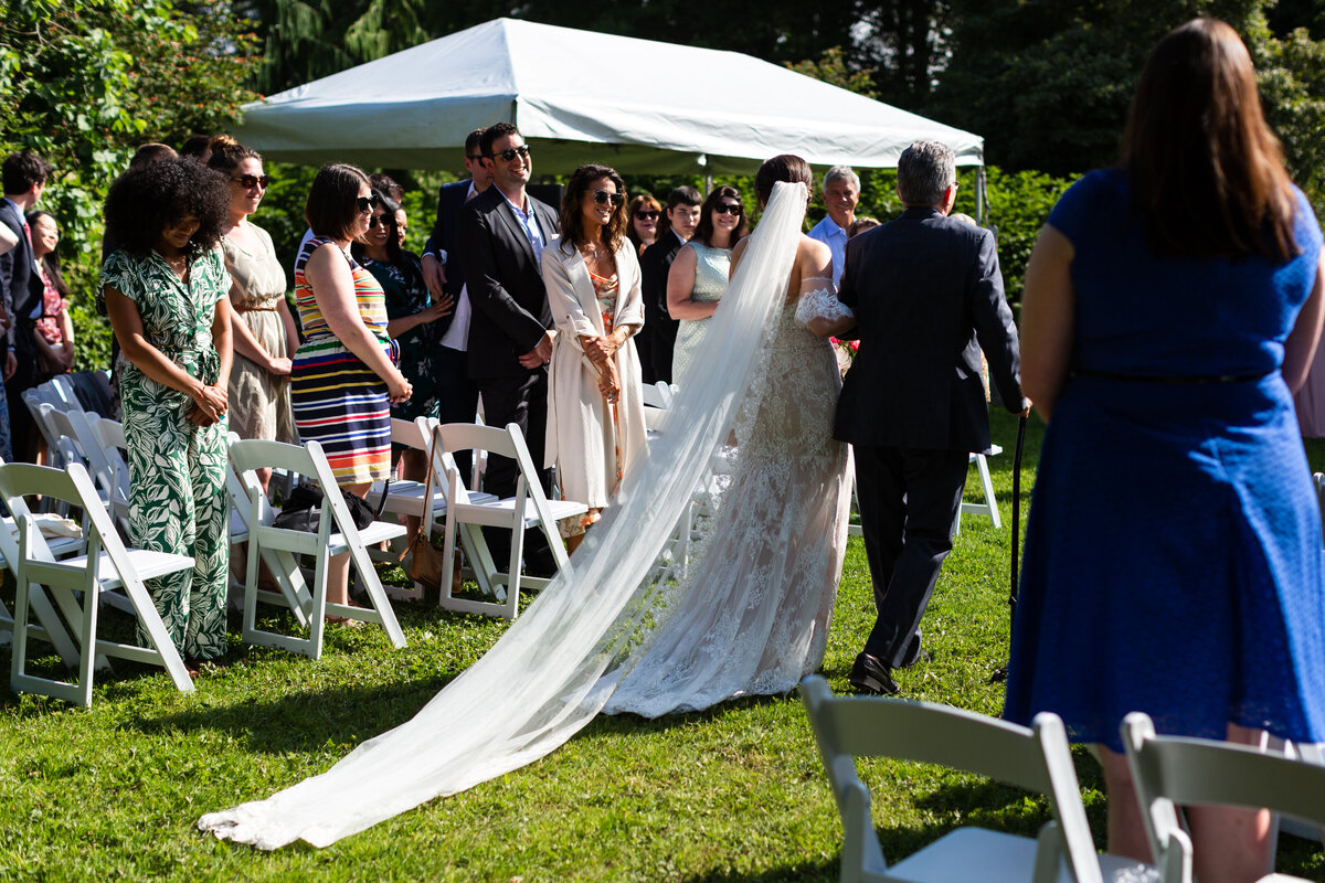 uw-center-for-urban-horticulture-outdoor-wedding-venue-seattle-wedding-photographer-033