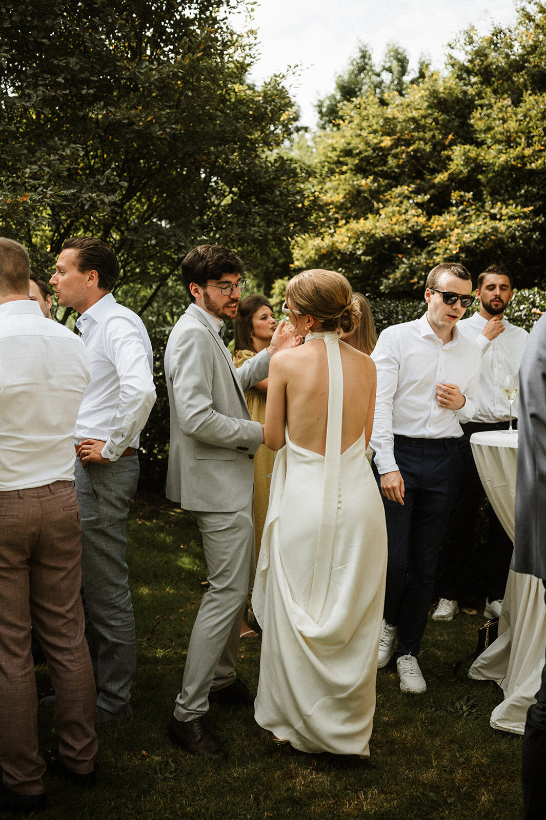 Herentals, salon weddings, moody, authentiek, alternatief trouwen,bruid, 2026, elopent, intiem, spontaan, tijdloos, trouwfotograaf, antwerpen - receptie & familiefoto_s-68