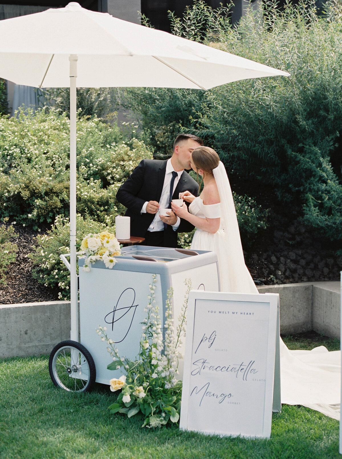 minted-photography-cedar-creek-winery-wedding-bc-49