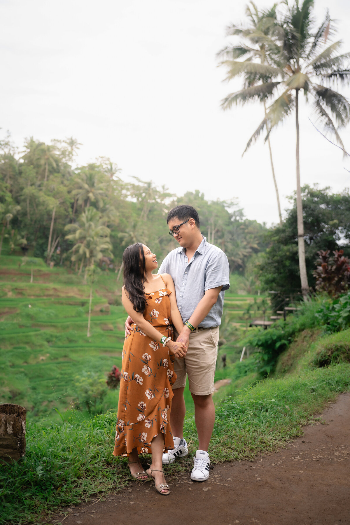 Bali Indonesia Elopement Asian Bride and Groom at Ubud Tegalalang Rice Fields.