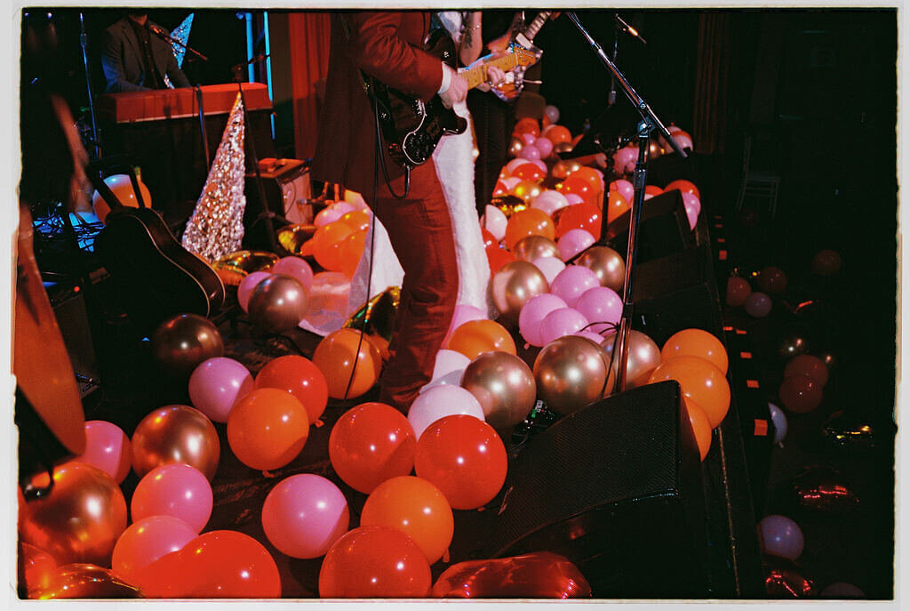 103-eastside-bowl-bowling-alley-prom-inspired-wedding-modern-vintage-events