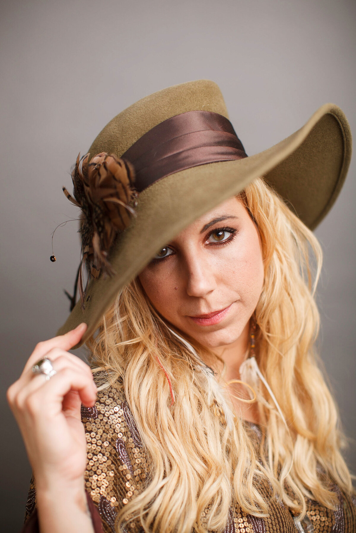 Charleston-Heashot-Singer-Elise-Testone-Editorial-Portrait