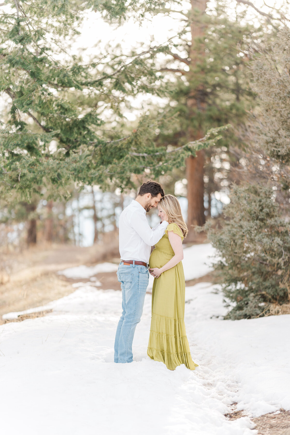 Colorado Winter Maternity Mountain Pictures Mount Falcon Elena Spraguer Photography0009
