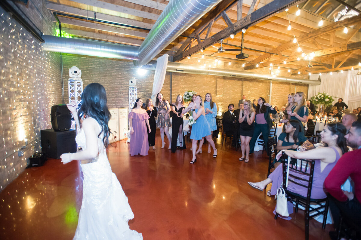 fall-multicultural-mexican-wedding-loft-on-lake-chicago